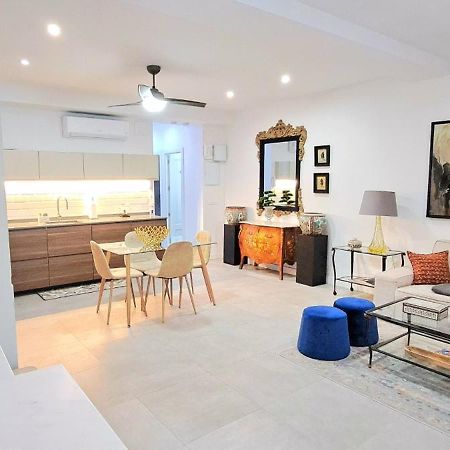 New! Renovated, Centrally Located, Private Entrance, Terrace Appartement Valencia Buitenkant foto